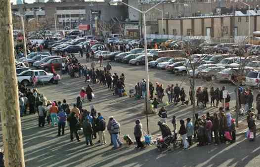 Lines at the Community Solidarity Hempstead Food Share